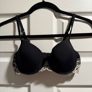 Wacoal Black Lace Trim Push-up Bra